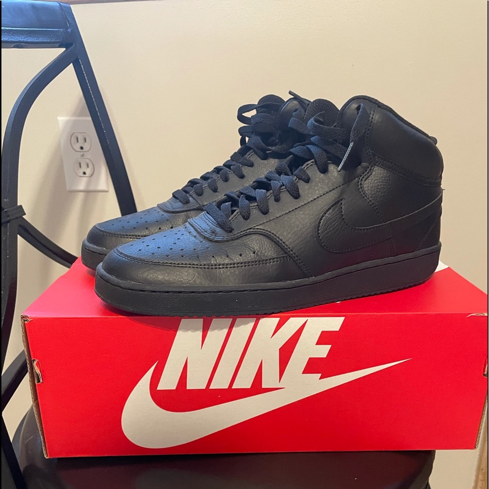 Black Nikes Mens Court Vision MID